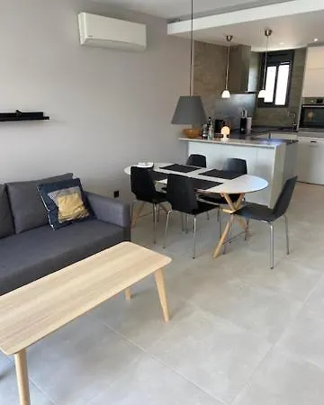 Torrevieja, Punta Prima, Oasis 9, Penthouse Luxury Flat 87m2 With Pool, Private Sun Deck, Terrace Next To The Living Apartment