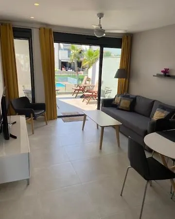 Apartment Torrevieja, Punta Prima, Oasis 9, Penthouse Luxury Flat 87m2 With Pool, Private Sun Deck, Terrace Next To The Living Torrevieja